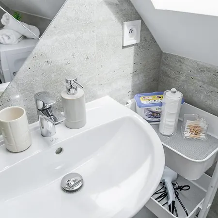 Zbrojnicna 10 Mezonet Center * Košice