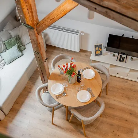 Zbrojnicna 10 Mezonet Center * Košice